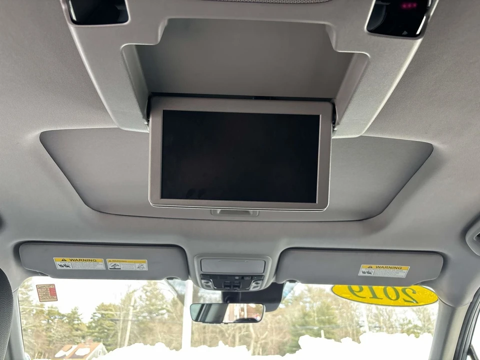 2019 Honda Pilot 3rd Gen - Image 12 of 21