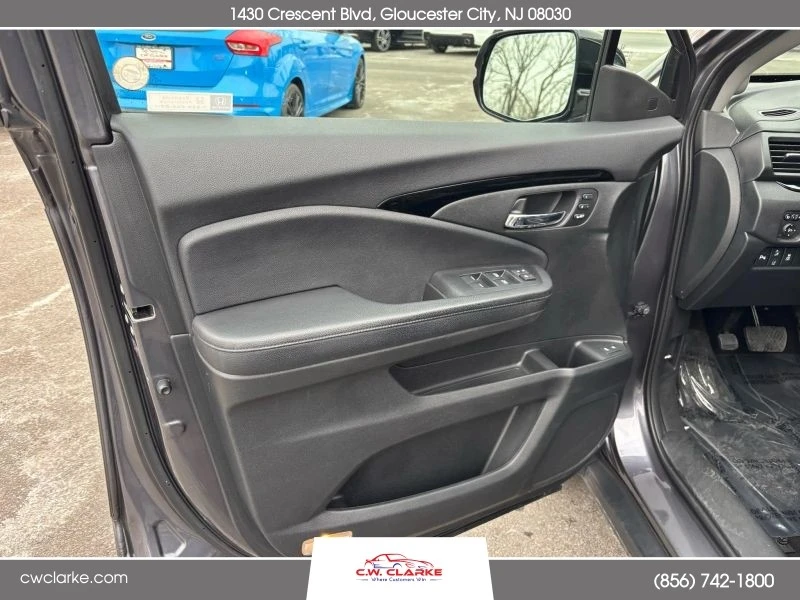 2019 Honda Pilot 3rd Gen - Image 11 of 12