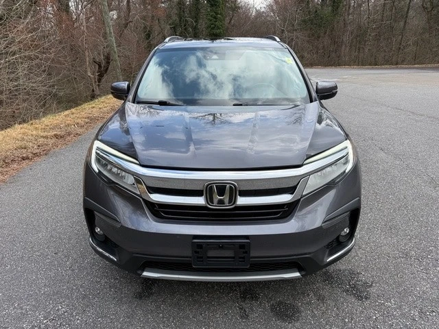 2019 Honda Pilot 3rd Gen - Image 3 of 21