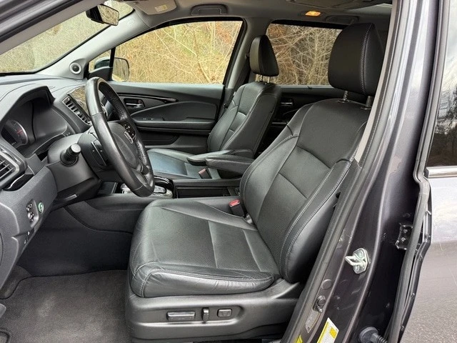 2019 Honda Pilot 3rd Gen - Image 11 of 21