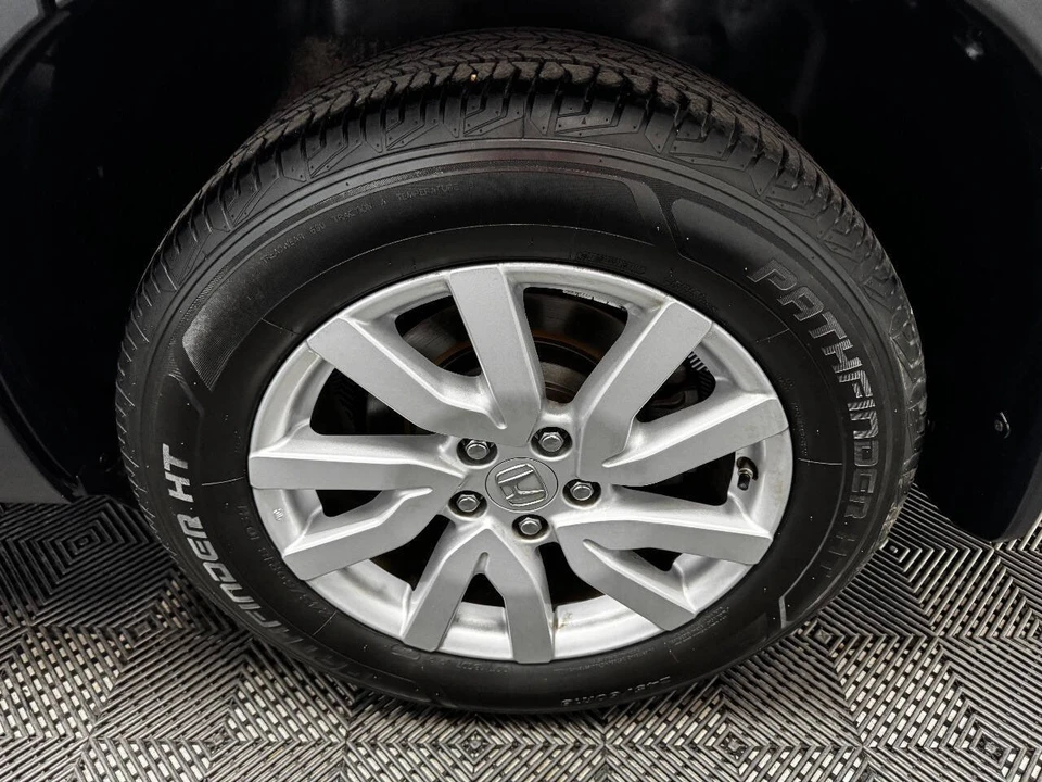 2019 Honda Pilot 3rd Gen - Image 18 of 21