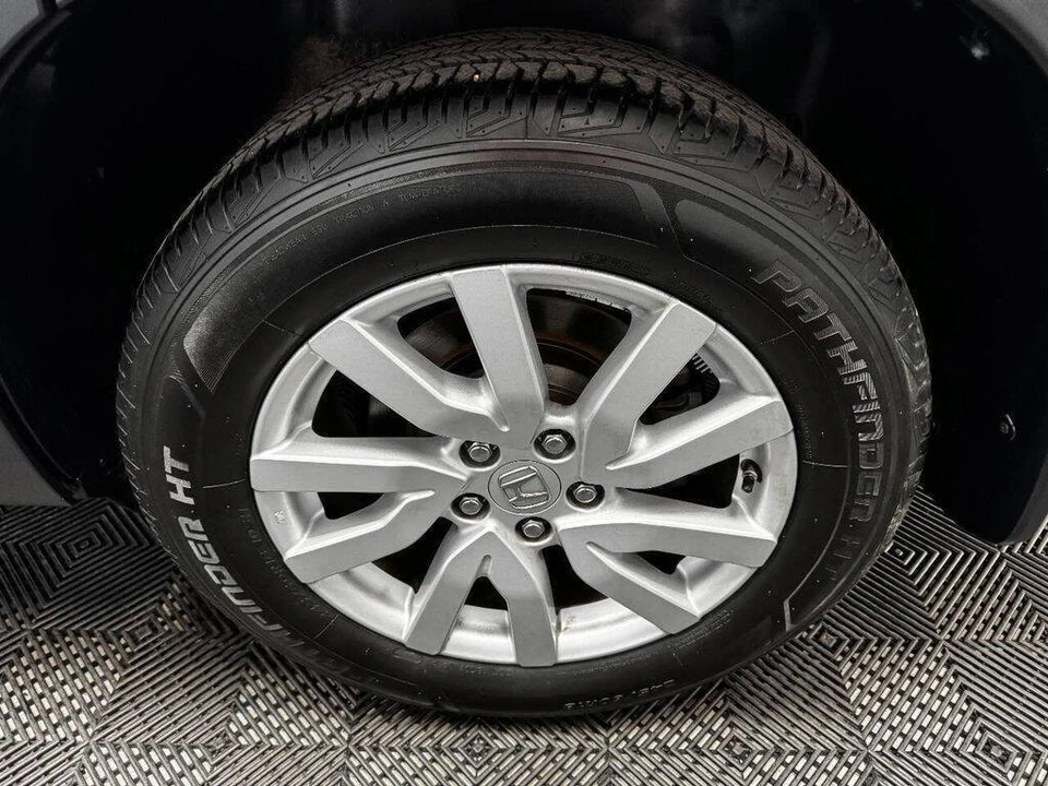 2019 Honda Pilot 3rd Gen - Image 20 of 21