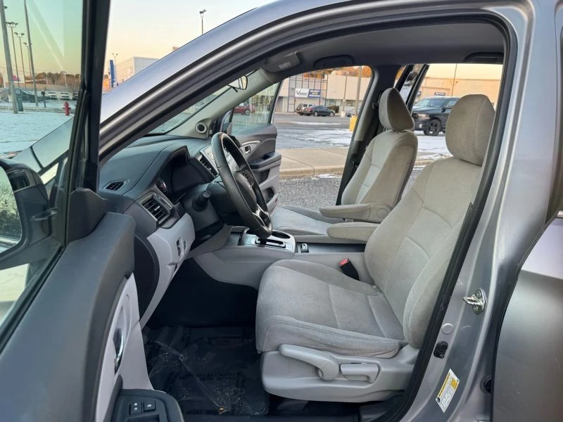 2019 Honda Pilot 3rd Gen - Image 9 of 12