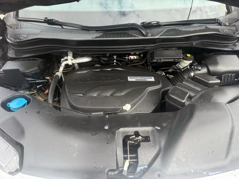 2019 Honda Pilot 3rd Gen - Image 11 of 12