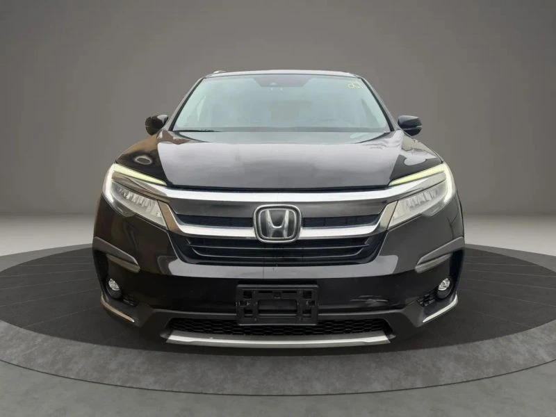 2019 Honda Pilot 3rd Gen - Image 2 of 12