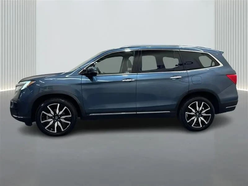 2019 Honda Pilot 3rd Gen - Image 2 of 12