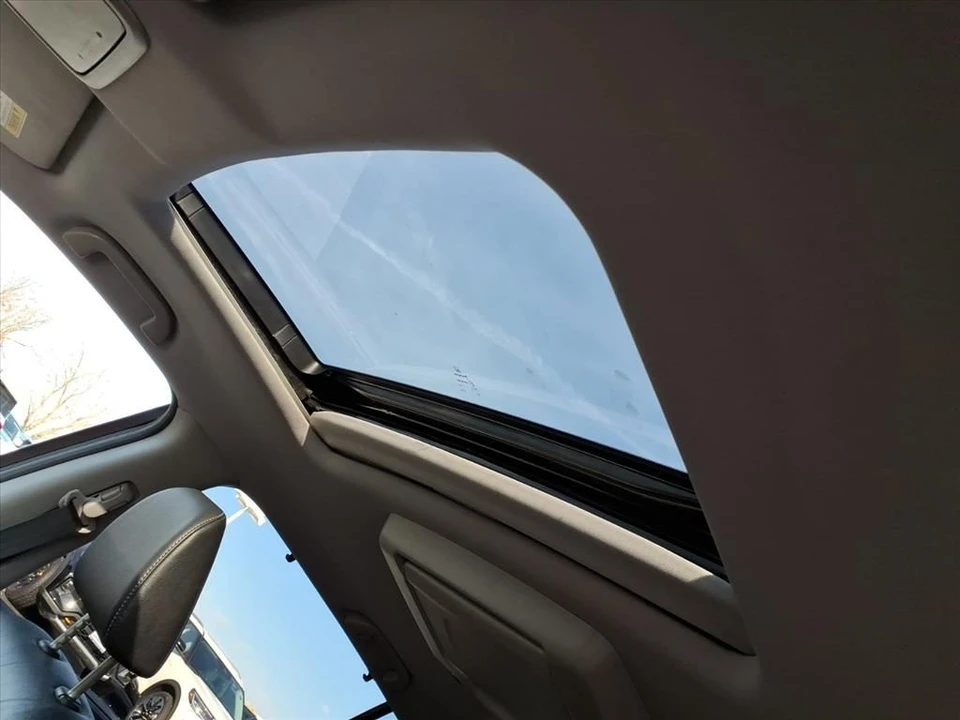 2019 Honda Pilot 3rd Gen - Image 10 of 12