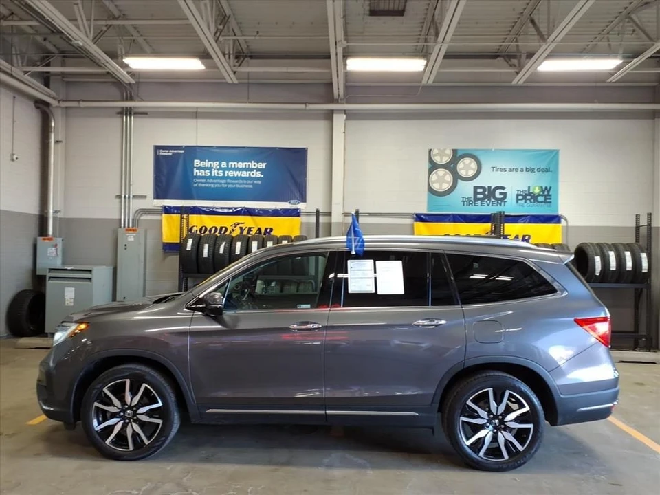 2019 Honda Pilot 3rd Gen - Image 4 of 12