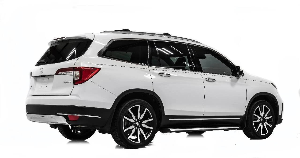 2019 Honda Pilot 3rd Gen - Image 3 of 12