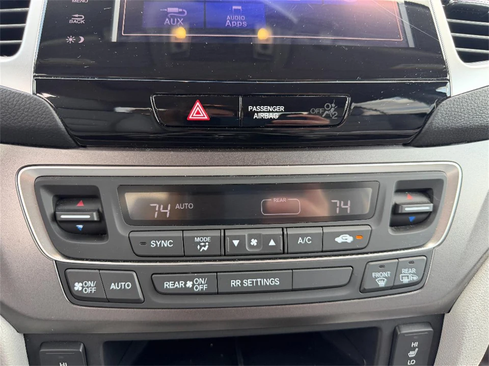 2019 Honda Ridgeline 2nd Gen - Image 24 of 31