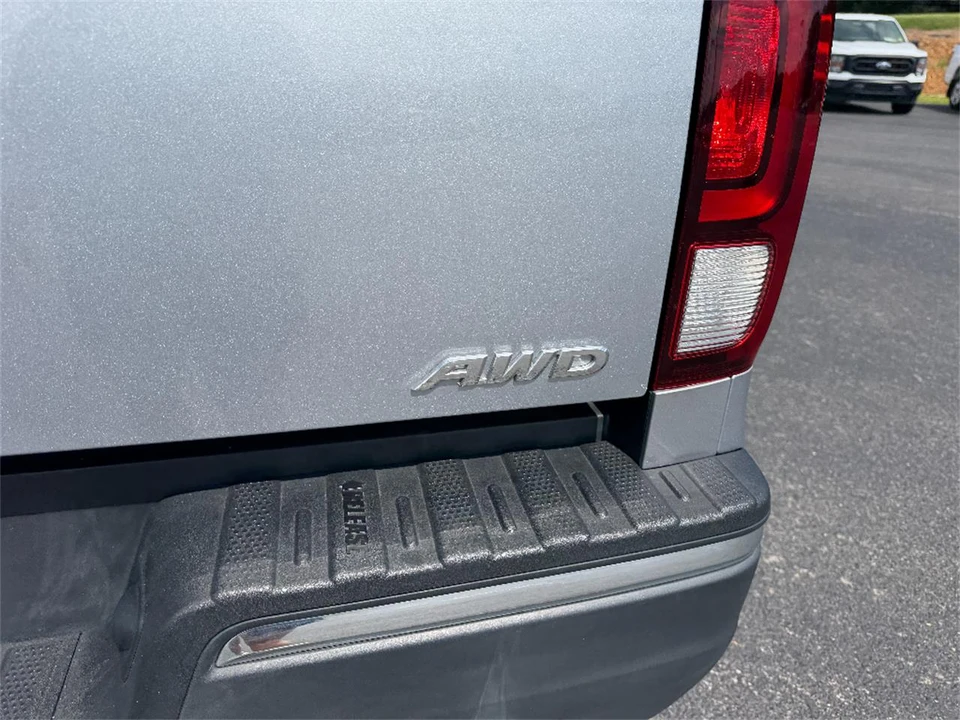2019 Honda Ridgeline 2nd Gen - Image 10 of 31