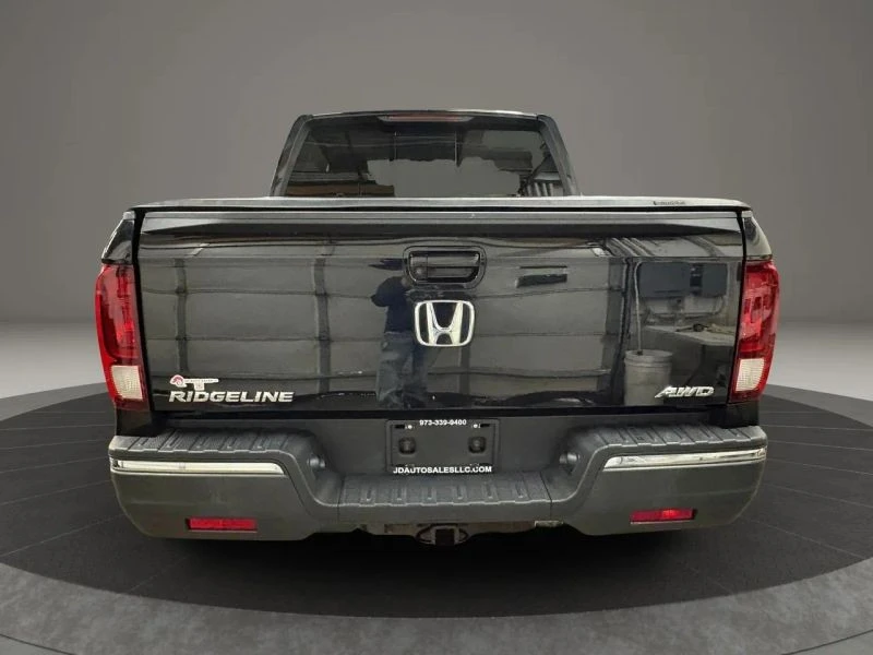 2019 Honda Ridgeline 2nd Gen - Image 4 of 12
