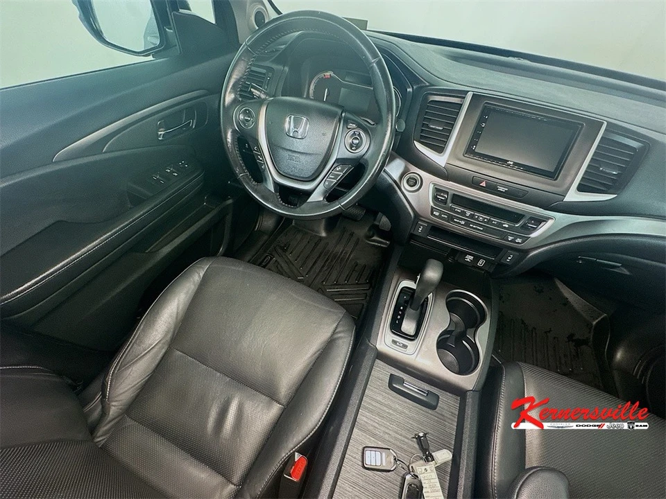 2019 Honda Ridgeline 2nd Gen - Image 9 of 12