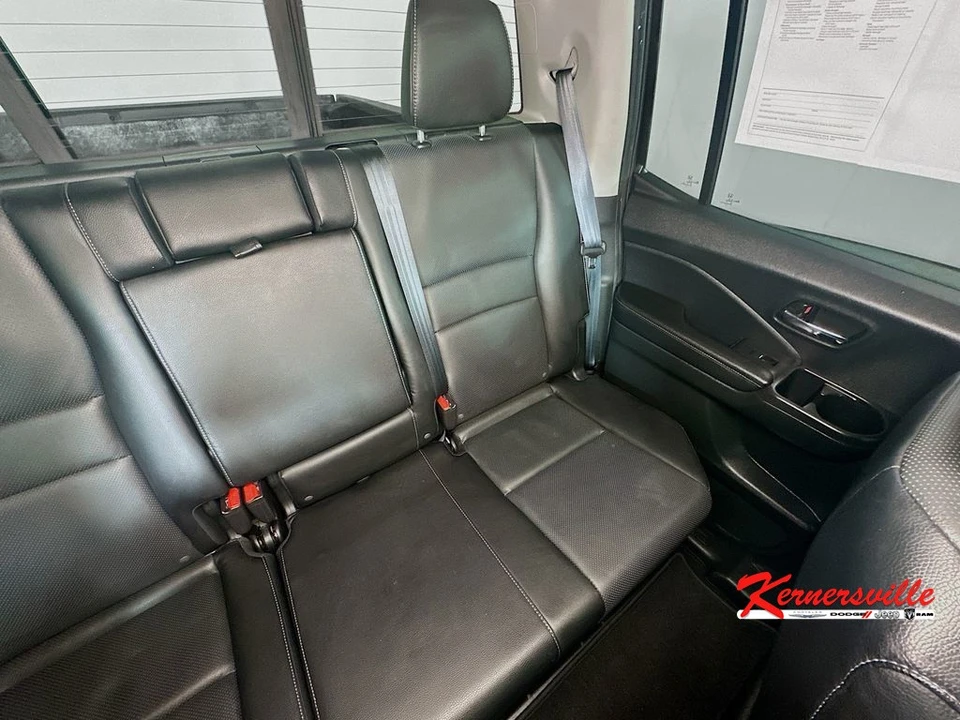 2019 Honda Ridgeline 2nd Gen - Image 14 of 21