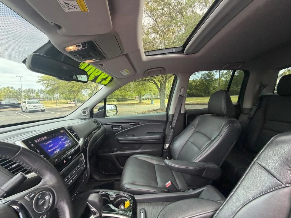 2019 Honda Ridgeline 2nd Gen - Image 10 of 31