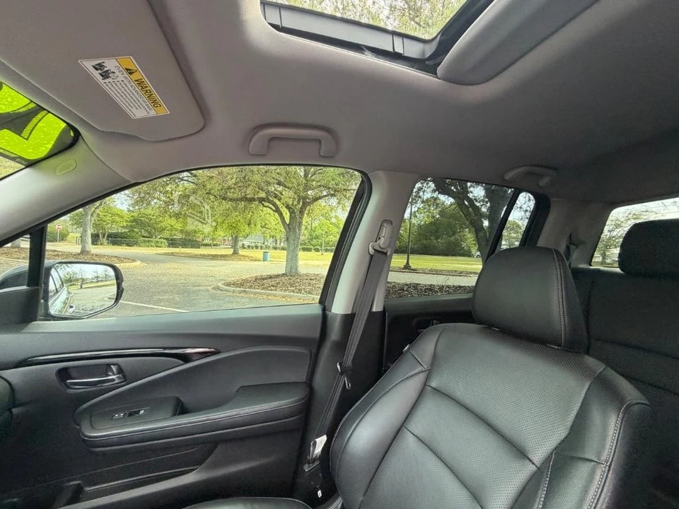 2019 Honda Ridgeline 2nd Gen - Image 22 of 31