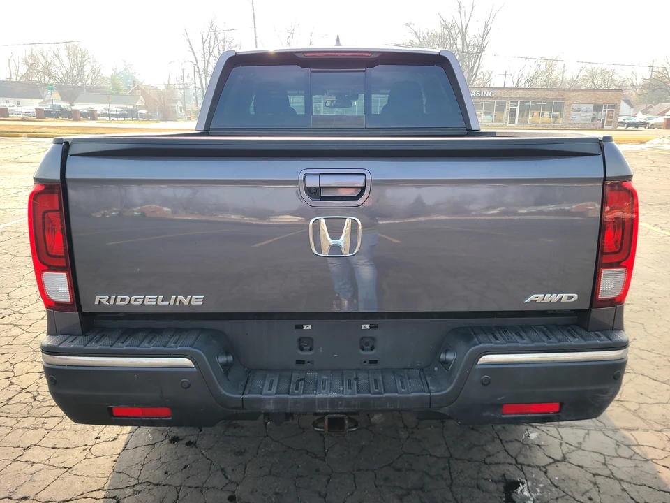 2019 Honda Ridgeline 2nd Gen - Image 4 of 21