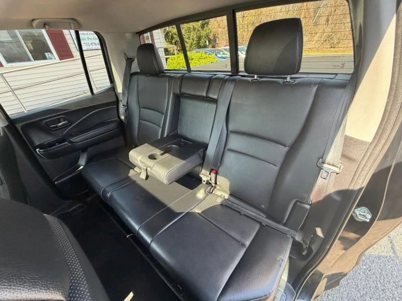 2019 Honda Ridgeline 2nd Gen - Image 10 of 12