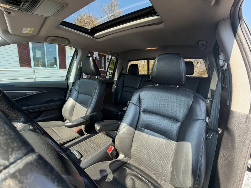 2019 Honda Ridgeline 2nd Gen - Image 7 of 12