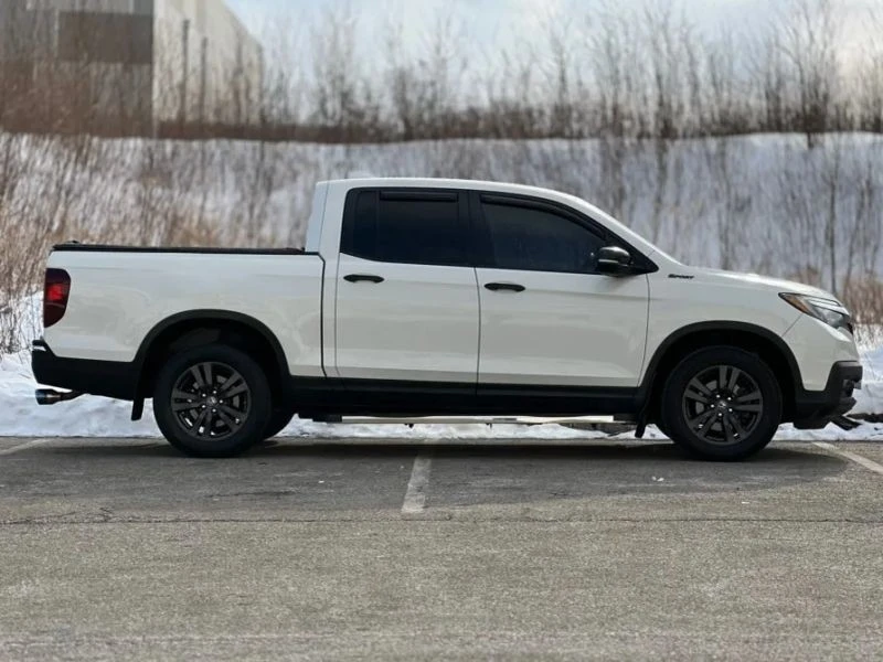 2019 Honda Ridgeline 2nd Gen - Image 9 of 12