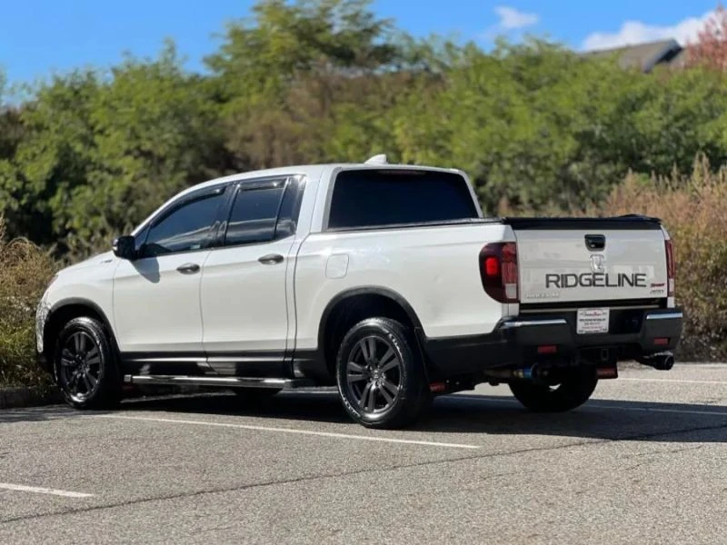 2019 Honda Ridgeline 2nd Gen - Image 6 of 12