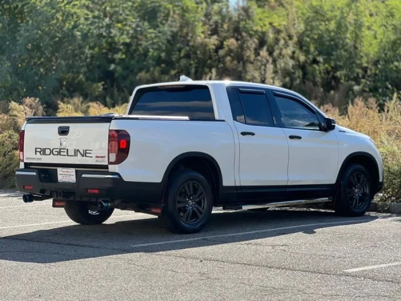 2019 Honda Ridgeline 2nd Gen - Image 8 of 12