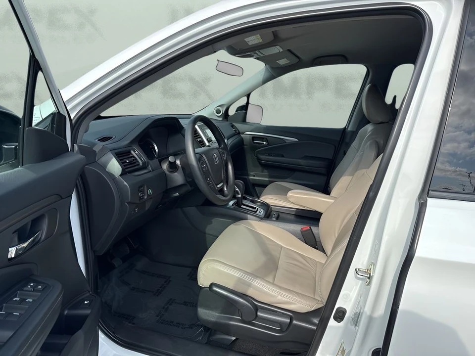 2019 Honda Ridgeline 2nd Gen - Image 9 of 12