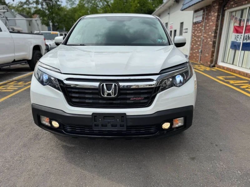 2019 Honda Ridgeline 2nd Gen - Image 3 of 12
