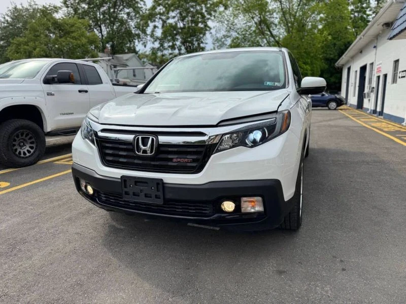 2019 Honda Ridgeline 2nd Gen - Image 2 of 12