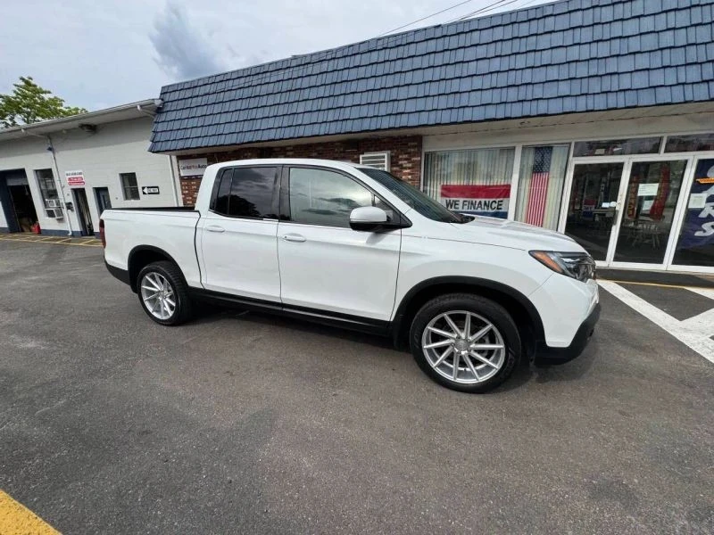 2019 Honda Ridgeline 2nd Gen - Image 8 of 12