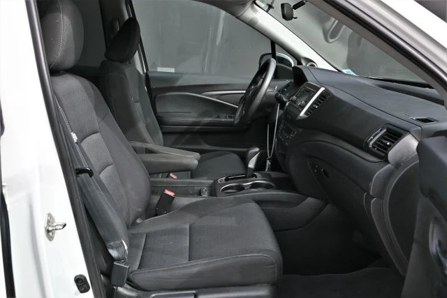 2019 Honda Ridgeline 2nd Gen - Image 16 of 21