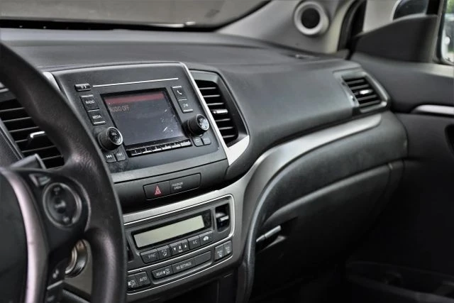 2019 Honda Ridgeline 2nd Gen - Image 11 of 21