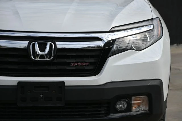 2019 Honda Ridgeline 2nd Gen - Image 9 of 21