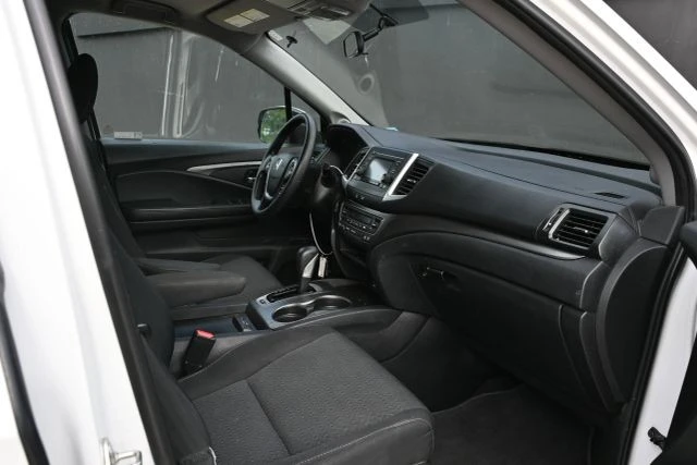 2019 Honda Ridgeline 2nd Gen - Image 17 of 21