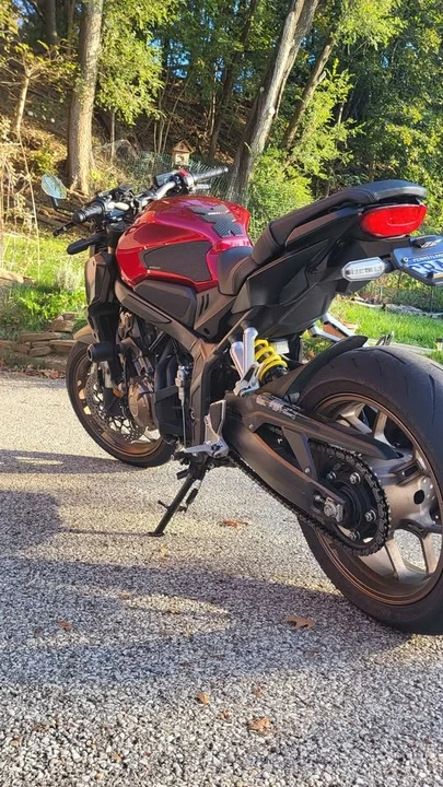 2019 Honda Motorcycles - Image 2 of 8