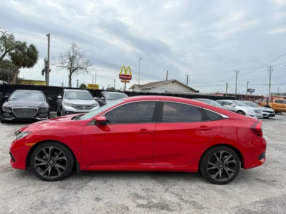 2019 Honda Civic 10th Gen - Image 8 of 20