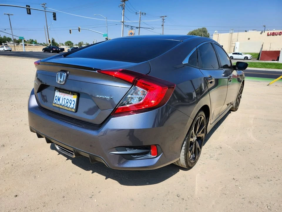 2019 Honda Civic 10th Gen - Image 7 of 15