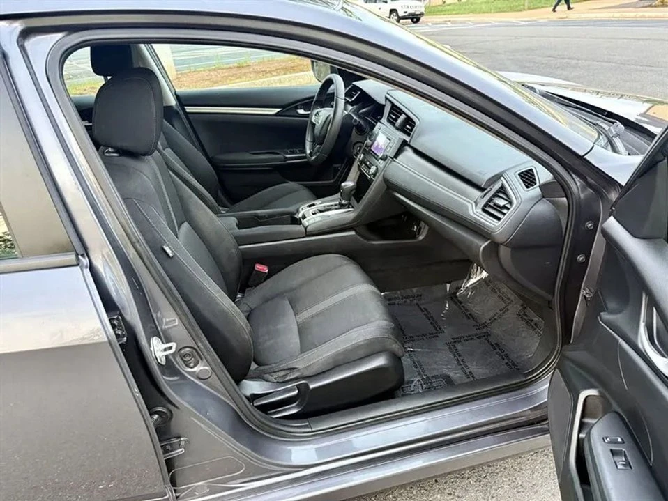 2019 Honda Civic 10th Gen - Image 12 of 14