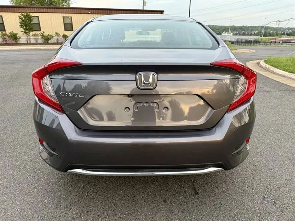 2019 Honda Civic 10th Gen - Image 8 of 14