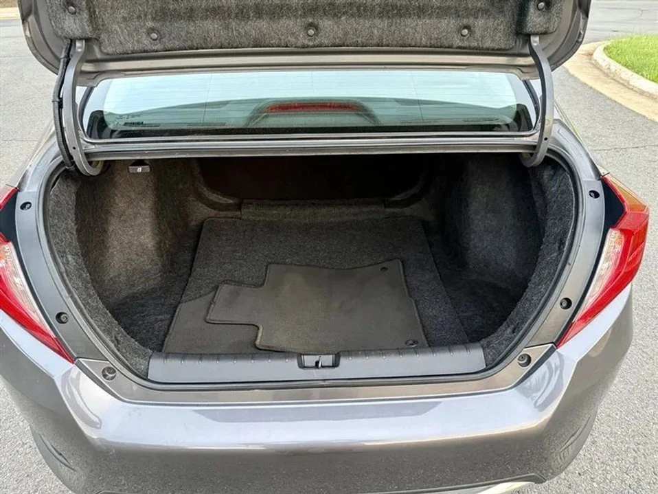 2019 Honda Civic 10th Gen - Image 13 of 14