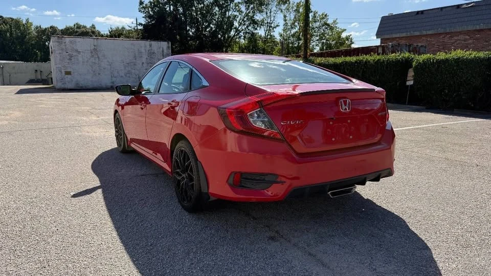 2019 Honda Civic 10th Gen - Image 8 of 14