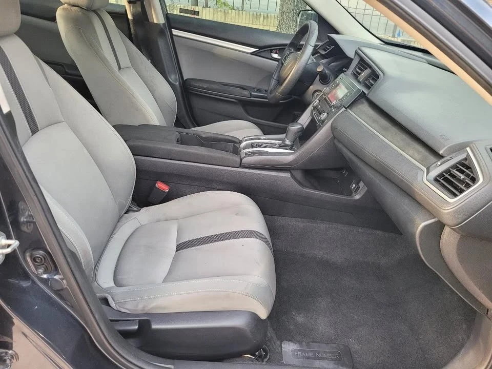 2019 Honda Civic 10th Gen - Image 12 of 20