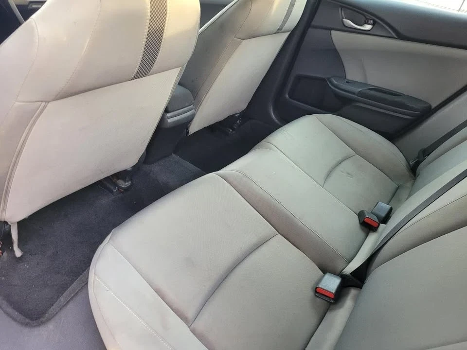 2019 Honda Civic 10th Gen - Image 16 of 20