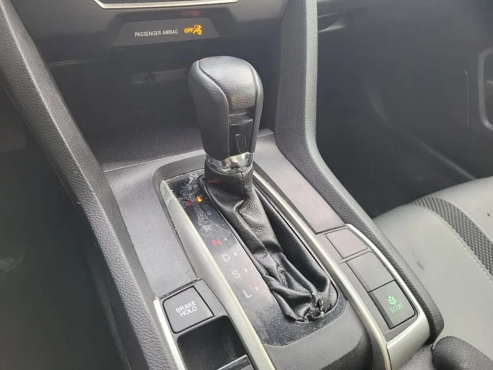 2019 Honda Civic 10th Gen - Image 18 of 20
