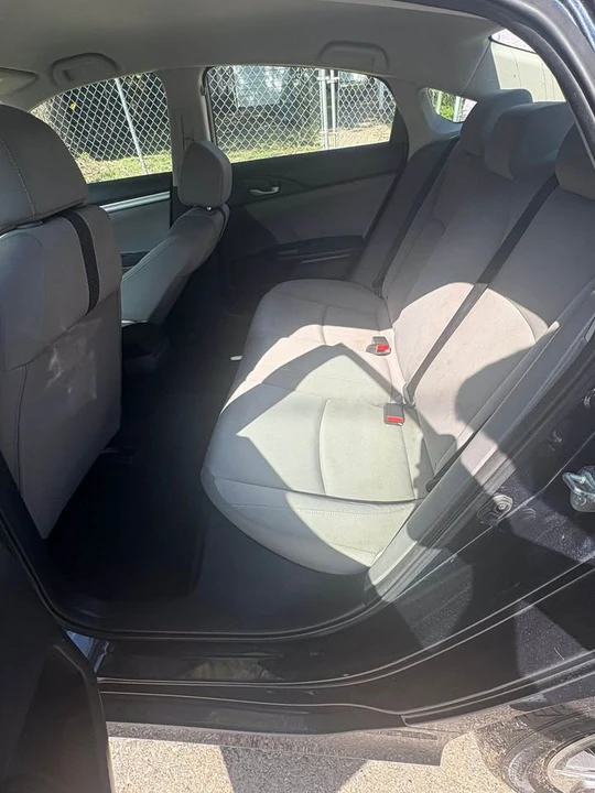 2019 Honda Civic 10th Gen - Image 5 of 6