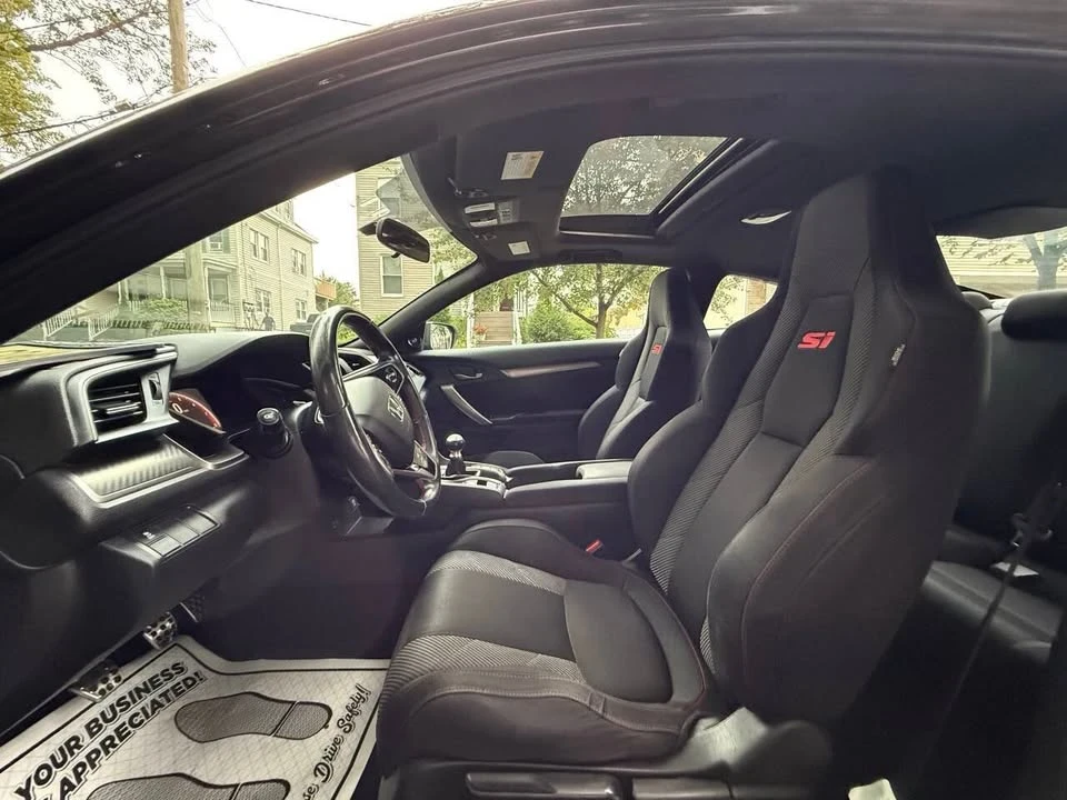 2019 Honda Civic 10th Gen - Image 12 of 20
