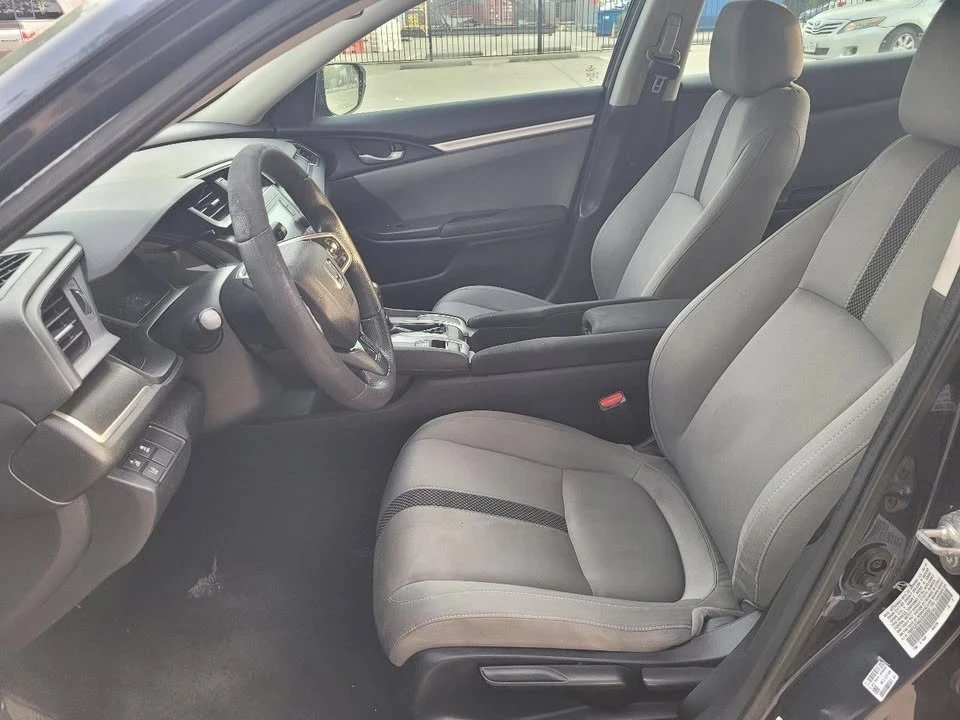 2019 Honda Civic 10th Gen - Image 10 of 20