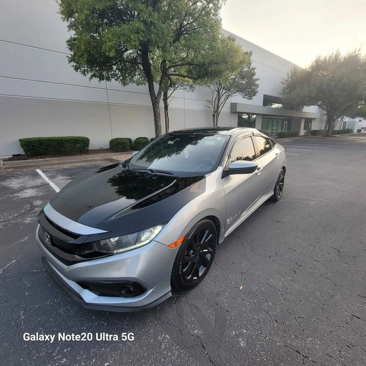 2019 Honda Civic 10th Gen - Image 11 of 17