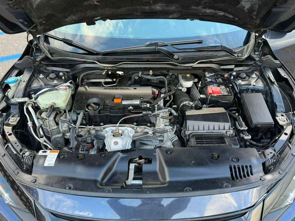 2019 Honda Civic 10th Gen - Image 8 of 12