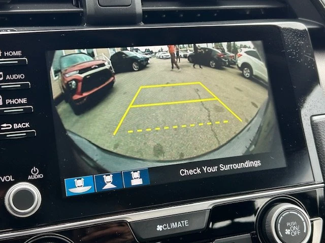 2019 Honda Civic 10th Gen - Image 10 of 12